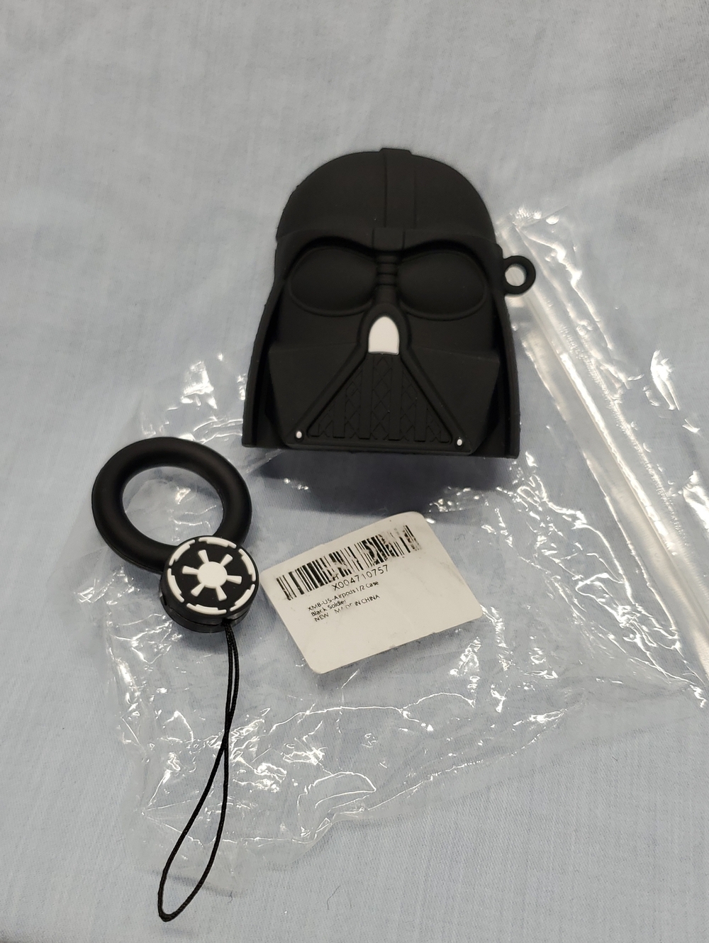Black Silicone Earbud Charging Case with Ring Strap